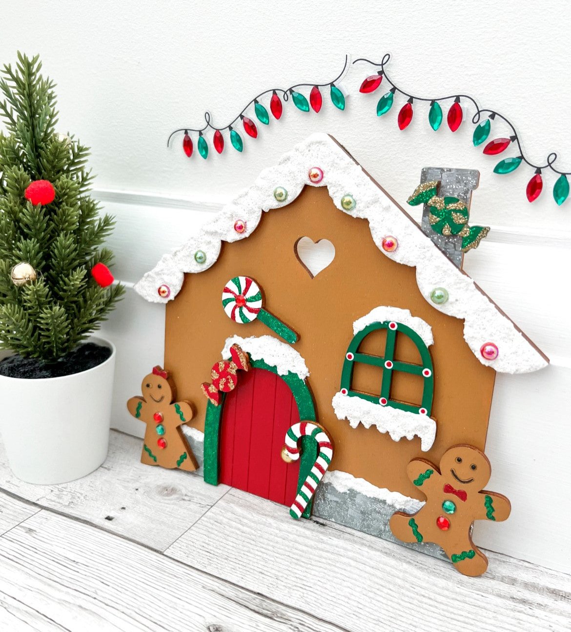 Gingerbread House Decoration