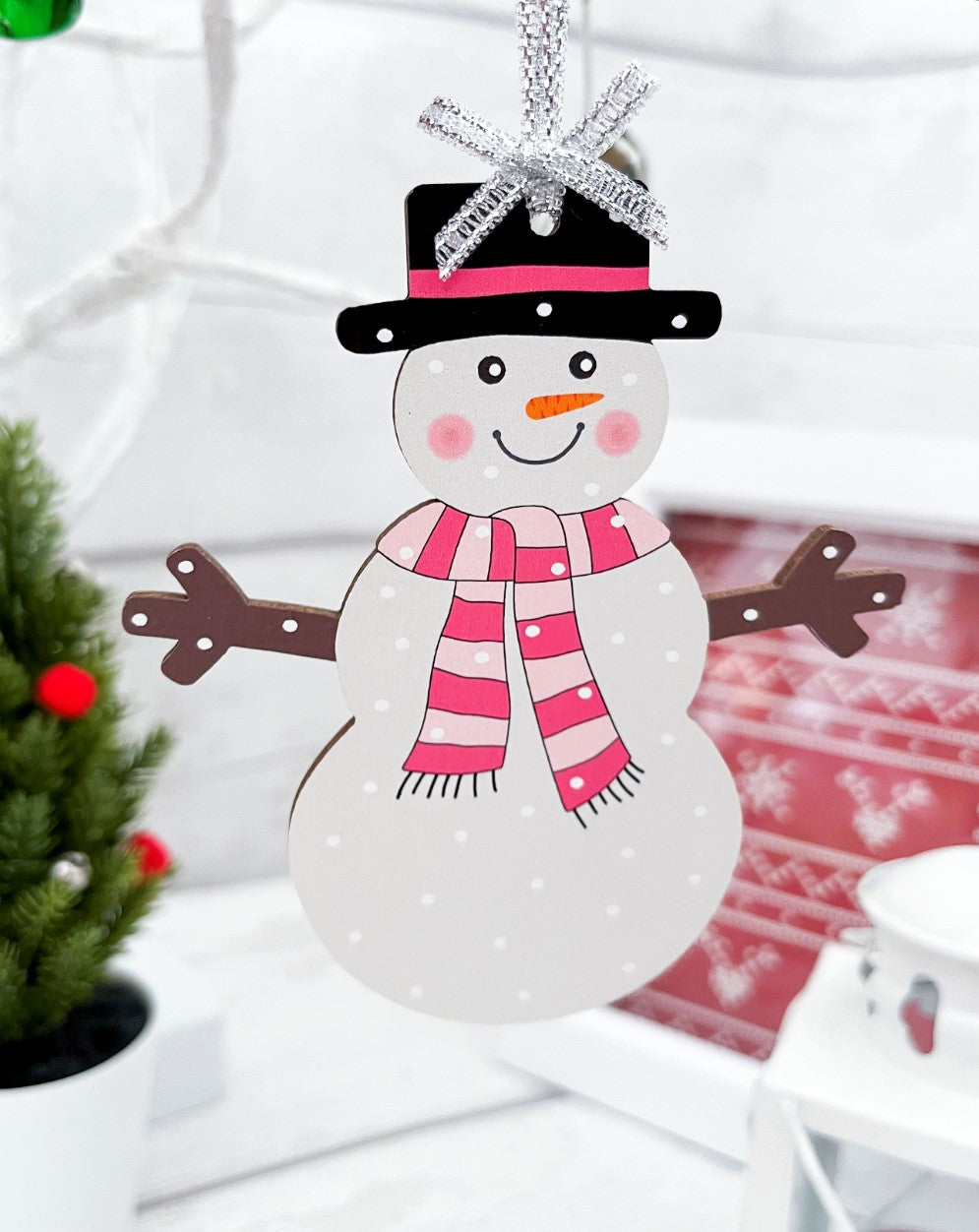 Pink-Snowman-Bauble-Decoration-Sweet-Pea-Wooden-Creations