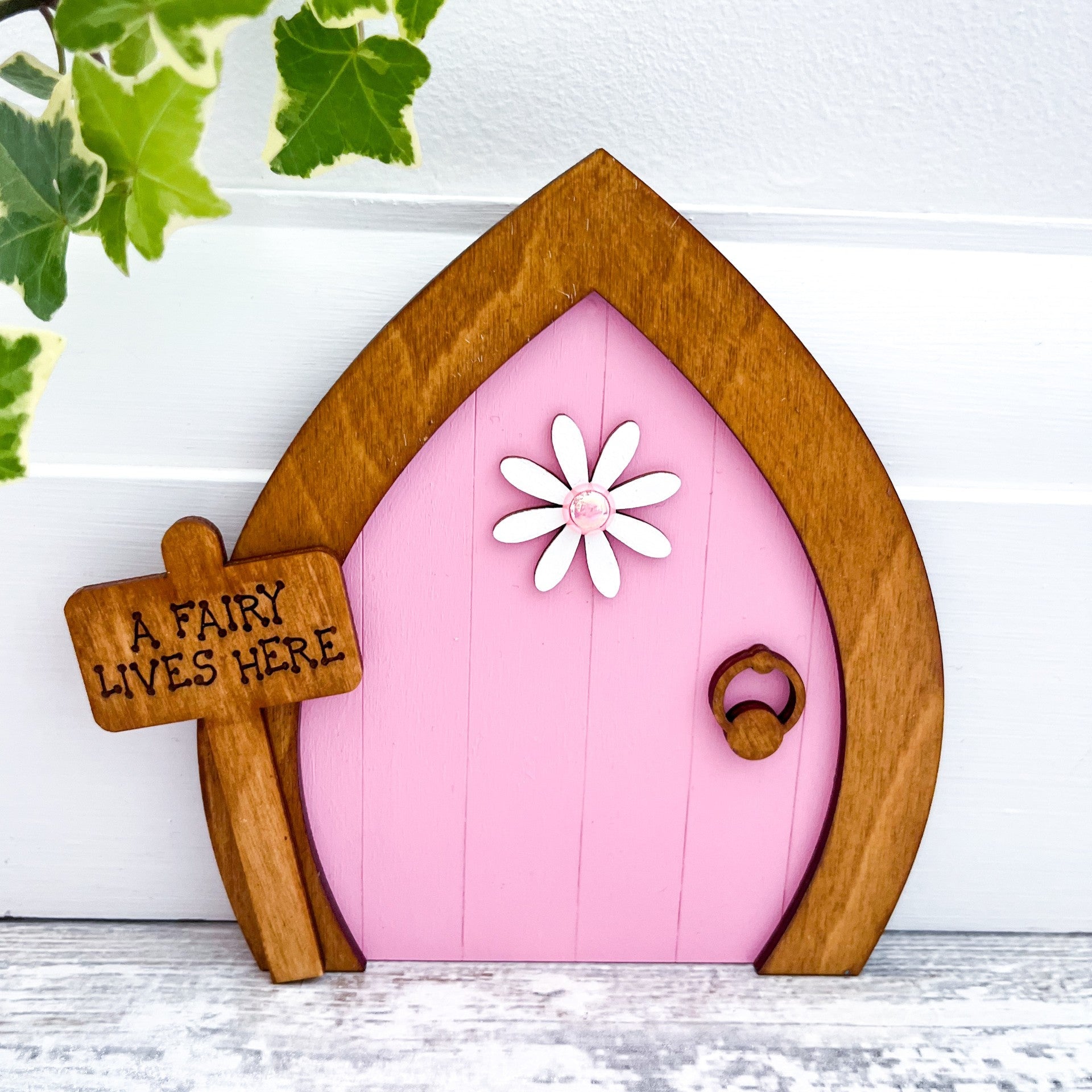 Pink Daisy Garden Fairy Door - Sweet Pea Wooden Creations