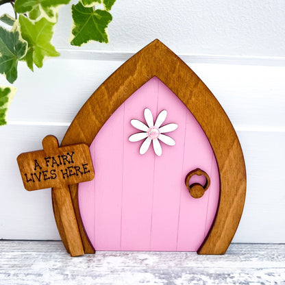 Pink Daisy Garden Fairy Door - Sweet Pea Wooden Creations