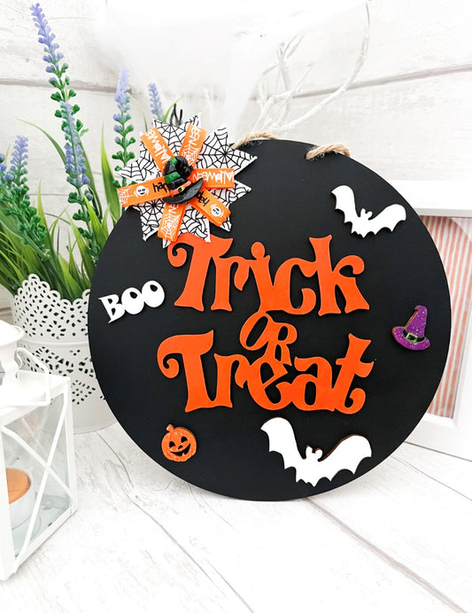 Halloween Sign, Trick Or Treat - Sweet Pea Wooden Creations