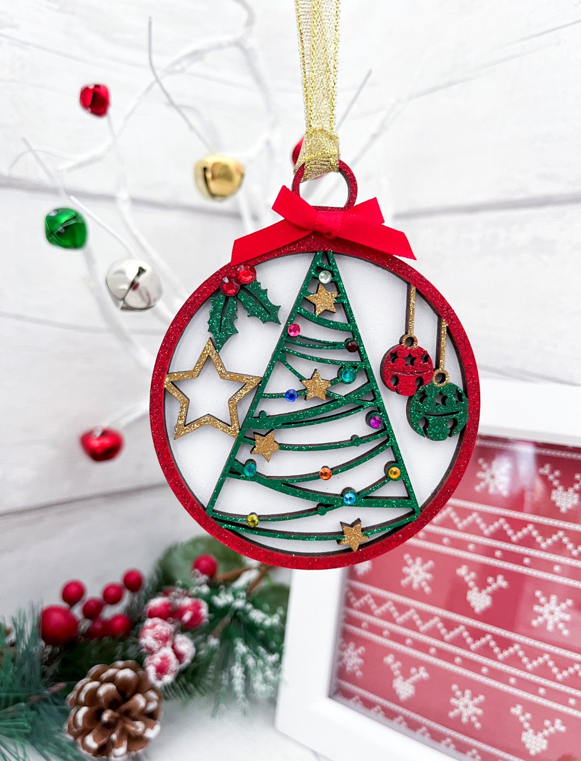 Traditional-Wooden-Christmas-Tree-Decoration-Bauble-Sweet-Pea-Wooden-Creations