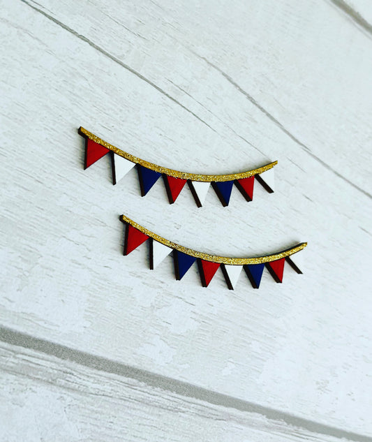 Jubilee bunting fair door accessory set - Red, White, Blue & Gold.